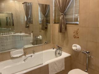 Cherry Tree Guesthouse - 1