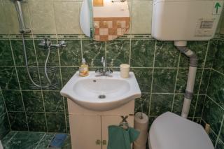 Stay in a home not a hotel, also LONG TERM stay, AC, 301Mbps wifi - 1