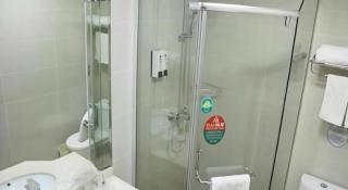 GreenTree Alliance Zhengzhou Railway station West Square Hotel - 3