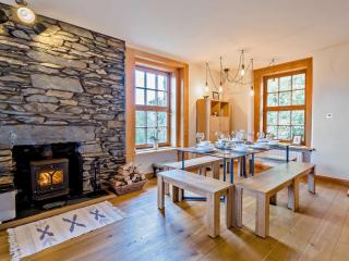 2 Bed in Water Yeat 91730 - 0