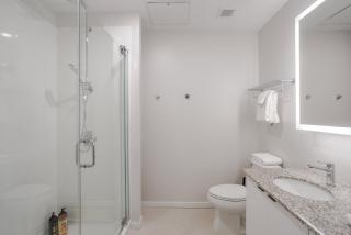 TWO CozySuites Sky Central Rooftop Pool #26 - 1