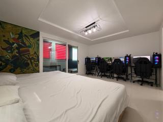 Gyeongju la Siesta Private BBQ, Disney&Netflix - 3