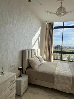 Elegant Apartement Near Euromed & Moulay Yaakoub - 1