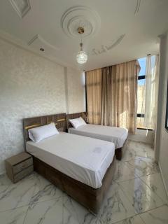 Elegant Apartement Near Euromed & Moulay Yaakoub - 3