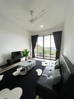Palas Horizon By Lume' Living Homestay near Kea Farm Market, 2Bedroom, Sunrise View - 0