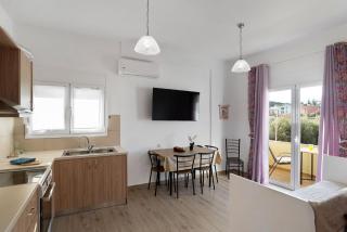 Cozy Apartment Next To The Beach In Almyrida -BY APOKORONAS VILLAS - 0