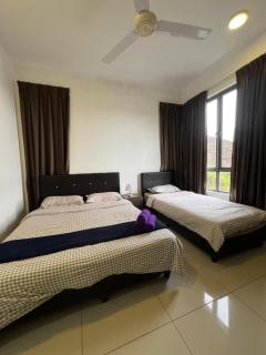 Palas Horizon By Lume' Living Homestay near Kea Farm Market, 2Bedroom, Sunrise View - 4
