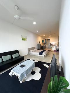 Palas Horizon By Lume' Living Homestay near Kea Farm Market, 2Bedroom, Sunrise View - 2