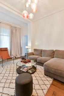 Le Mogador neo-Norman house Golden triangle - 9