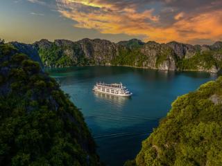 Ambassador Signature Cruise - Lan Ha Bay - 1