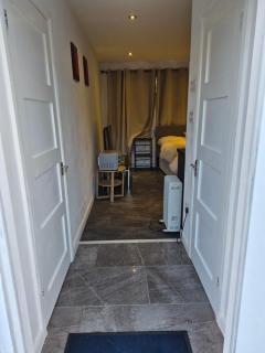 D D Studio Apartment - 6