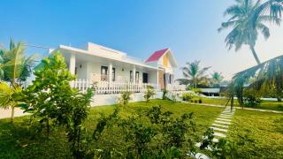 Karavalli Home Stay - 0