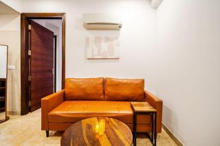 Liv Regalia Suites - Medanta Hospital, Sector 39, Gurgaon - 5