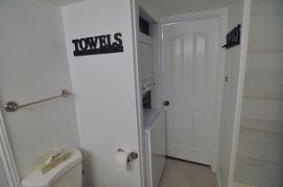 Updated Condo, 1GB Wi-Fi, Netflix, Amazon Prime - 1