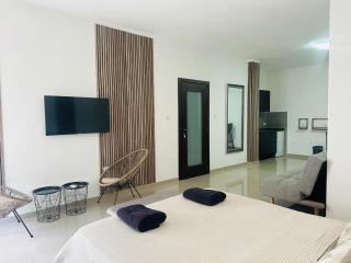 Elite Area Sliema Hub - 1