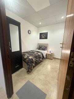 Grand Stay Abu Dhabi - 4