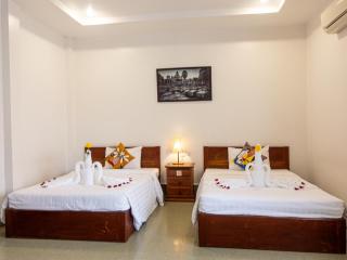 Share Happy Hotel - 2