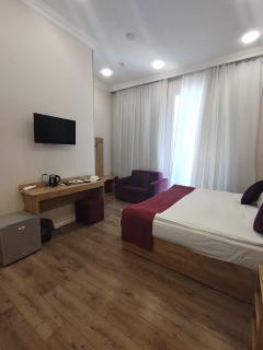 London Hotel Baku - 7