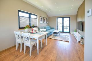 Sun & Garden View - 8