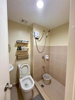 Oregano Suite- Avida Towers Aspira 2 - 5