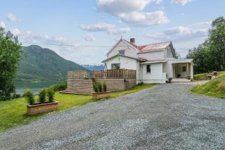 Fjord Northern Lights House - 6