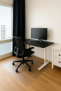 Modern, bright 2 bedroom apartment with great views - 6