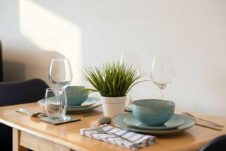 Fantastic 1 Bed Apartment in Crawley - Crawley - 6