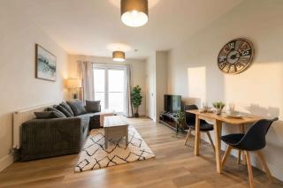 Fantastic 1 Bed Apartment in Crawley - Crawley - 1