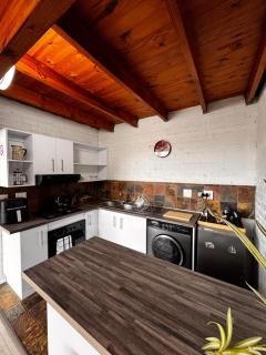 The Loft on Harris - 2