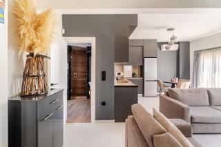 Aethera Solaris - Top-Floor & Modern Apartment in Thessaloniki 1 min from Metro - Thessaloniki - 2