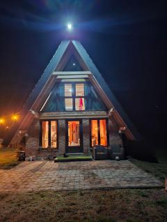 Red Brick Guest House - 0