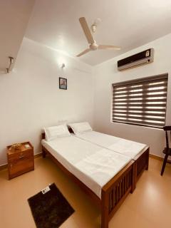 Sherly's Homestay - 2