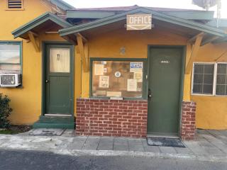 Oak Motel Modesto CA - 7