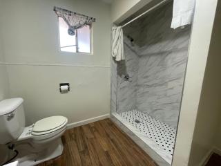 Oak Motel Modesto CA - 4