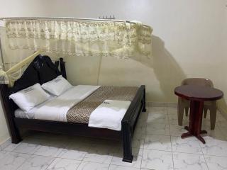 Prona Guesthouse - 1