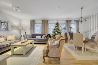 Villa Red House Arctic Circle - 5