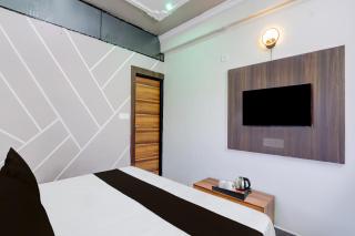 OYO Hotel O Shiv Shree Dham - 2