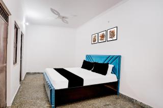 SPOT ON Royal Residency - 4