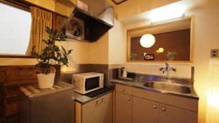 Shinjuku 3 min walk from station projector #OH5 - 3