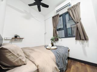 Simfoni Hi Floor Modern 3BR with Wi-Fi & Netflix - 2