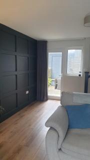 The Cube at No. 21. Modern & Stylish getaway. - 2