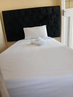 Lisokhanya GuestHouse - 5