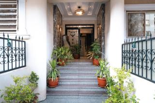 VIOLA by Elegant Hospitality - near Waterway Mall - 3