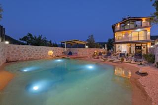 Villa X Doğanın Kalbinde Özel Havuzlu İzole Biotasarım Villa - 2