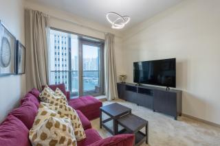 Vacationer I Sparkle T1 2 Bedroom I Marina Views I Steps away from Beach I Gym, Pool, Parking & Wi-Fi - 9