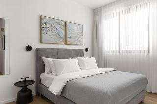 Apartment overlooks the sea from almost every window ! - 8