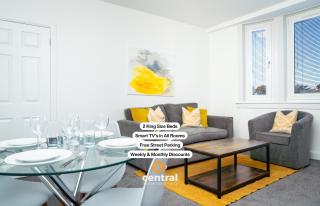 Haywood by CENTRAL SERVICED APARTMENTS - 2 Bedroom - Short & Long Term Stays - Fast Wi-Fi - FREE Street Parking - Sleeps 4 - 2 x King Beds - Smart TVs in All Rooms - Modern - Weekly & Monthly Offers - Trade Stays - Close to A90 - CENTRAL SHORT LETS DUNDEE - Dundee - 0
