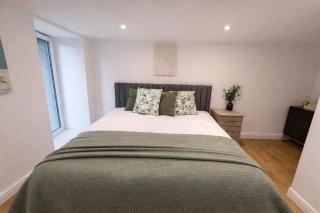 2-Bed - Bridgwater Rd - Stylish, Free Parking - 7