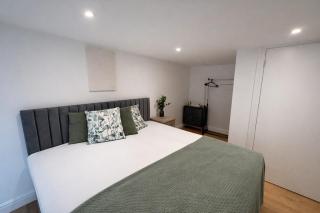 2-Bed - Bridgwater Rd - Stylish, Free Parking - 1