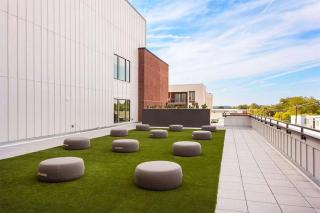 Blueground Hancock pool nr Zilker Park ATX-344 - 8